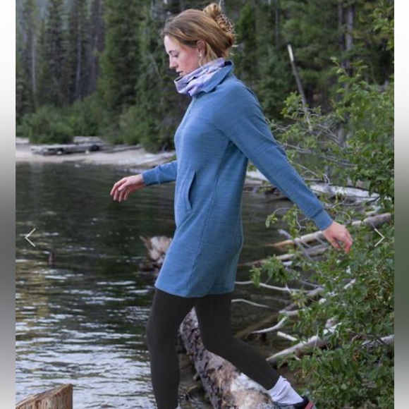 Toad & Co Hibernation 1/4 Zip Dress Outdoors - Picture 2 of 8